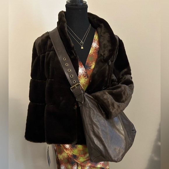 Tahari Arthur S. Levine Faux Fur Evening Coat - Picture 2 of 8